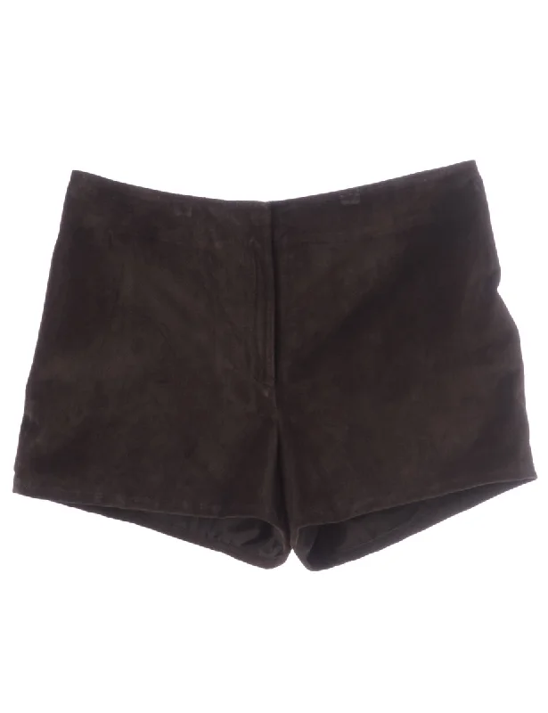 Hiking T-ShirtsLabel Naomi Suede Shorts