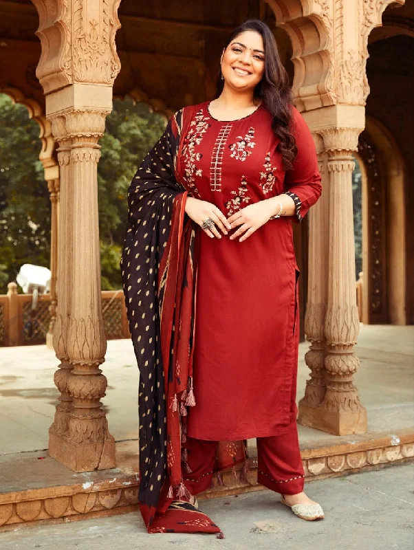 Embroidered Rayon Suit Set 3680