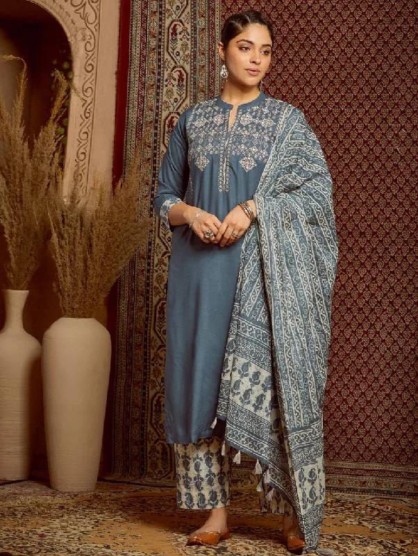 Embroidered Rayon Suit Set 3690